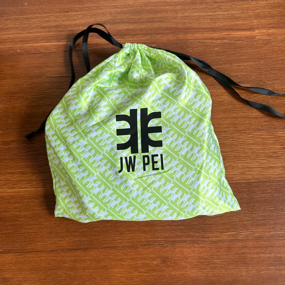 NWOT JW PEI FAE Top Handle Crossbody - Picture 3 of 3